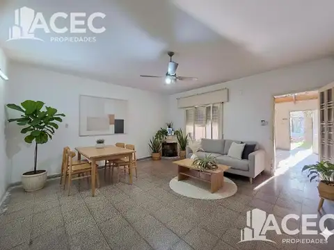 Gonzalez del Solar 400