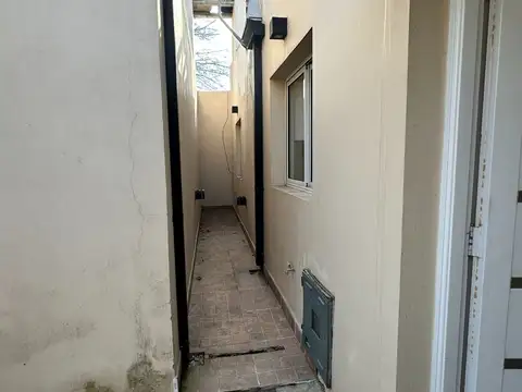 Depto Tipo Casa en Venta con 1 cocheras