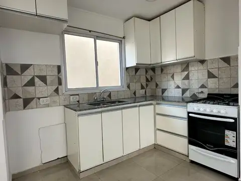 Depto Tipo Casa en Venta 4 años