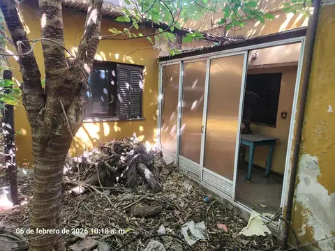 Casa 3 ambientes con 1 baño