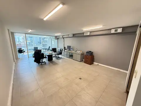 VENTA Oficina 70M2 - Libertador y Juramento - Edificio LIBERTADOR 6000