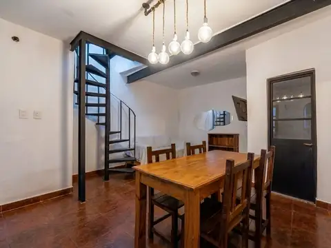 Depto Tipo Casa en Venta de 3 ambientes