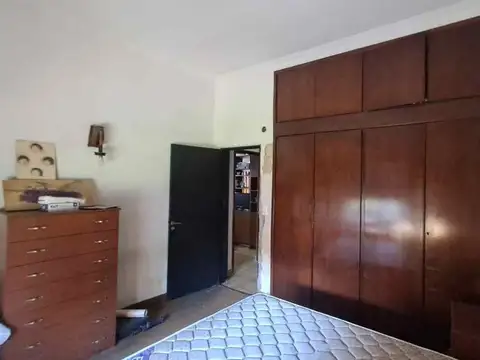 VENTA CASA 3 AMBIENTES CON TERRAZA EN AVELLANEDA
