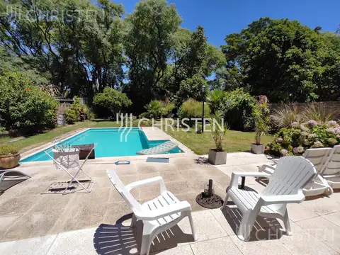 Casa en Venta al Este