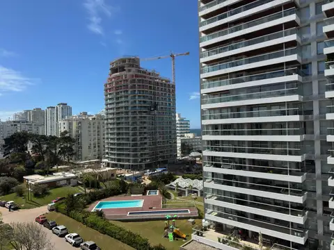 Departamento en Venta en Playa Brava, $ 300.000