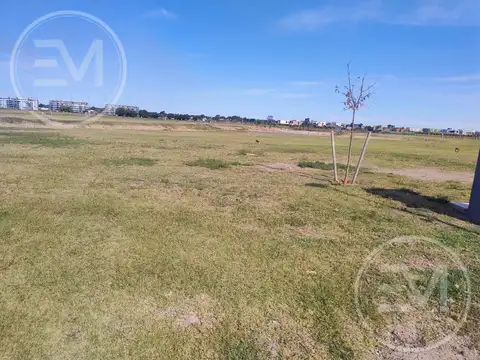 Terreno en Venta en Countries y Barrios Cerrados en Ezeiza, USD 270.000