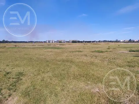 LOTE A LA LAGUNA EN VENTA EN TERRALAGOS CANNING