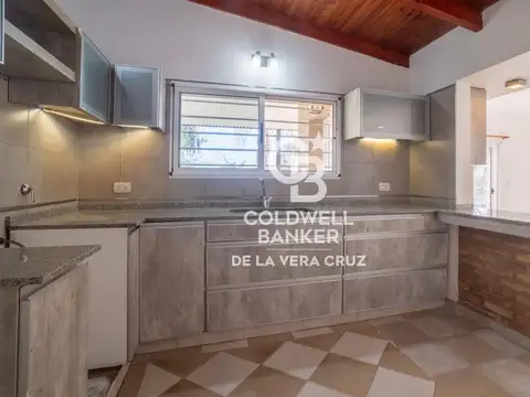 Casa en Villa California - Apta Crédito