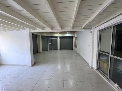 Local en Venta 38 años