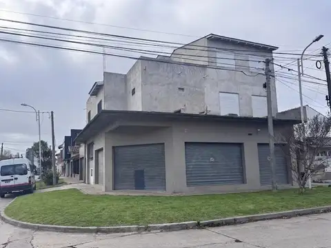 VENTA Local + 2 Departamentos P. Ramos Oeste