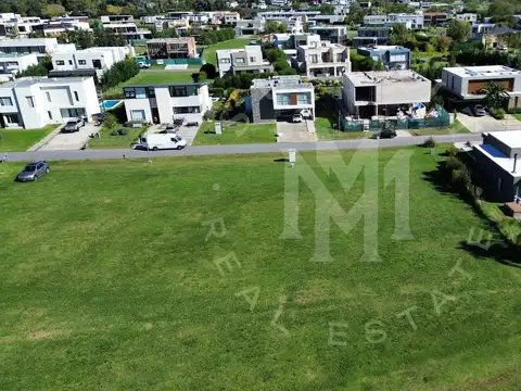 Terreno doble en venta en Greenville Polo & Resort