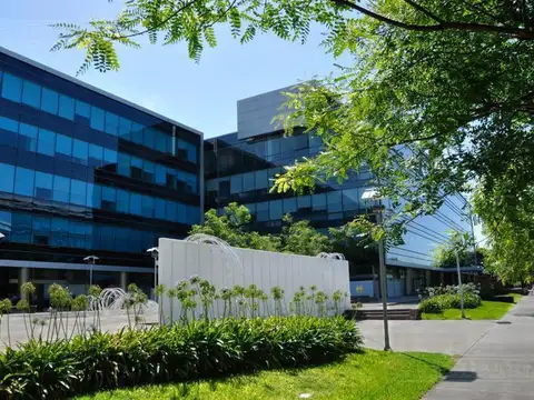 Oficina en Alquiler en Olivos, USD 28.292