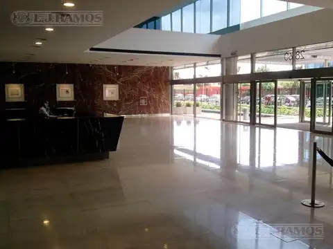 Oficina en Alquiler al Sur