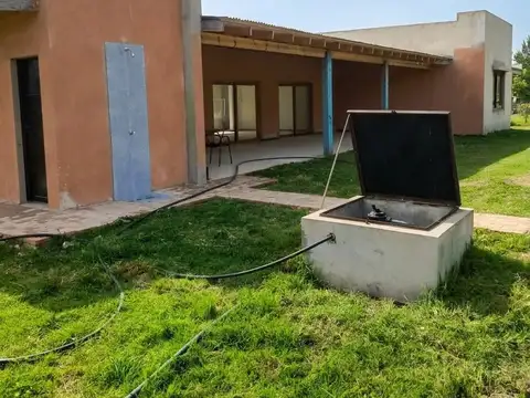 Casa en Venta con 4 cocheras