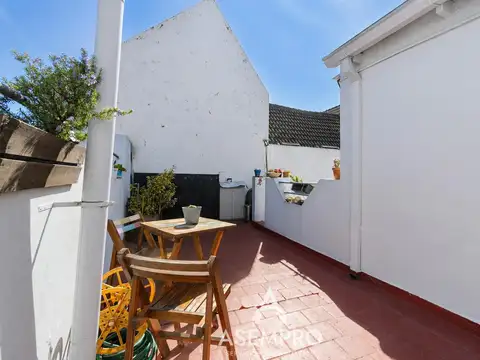 Depto Tipo Casa en Venta en Villa del Parque, USD 180.000