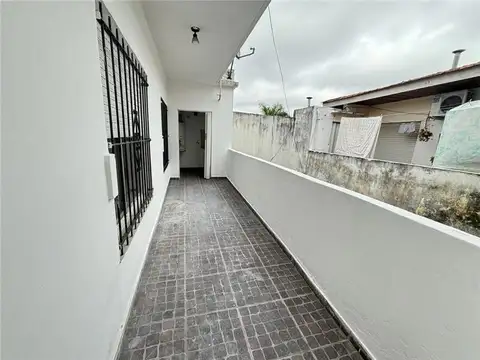 DEPARTAMENTO 3 AMBIENTES - BANFIELD - ESTE, GRAN BS. AS. SUR