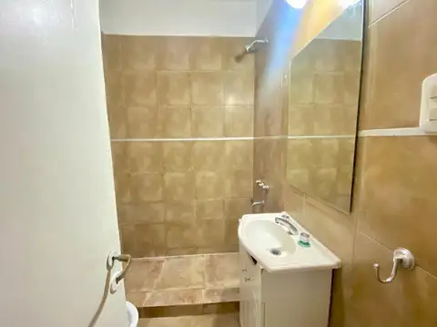DEPARTAMENTO 3 AMBIENTES - BANFIELD - ESTE, GRAN BS. AS. SUR
