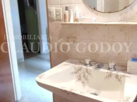 Lugones Al  900 - Morón