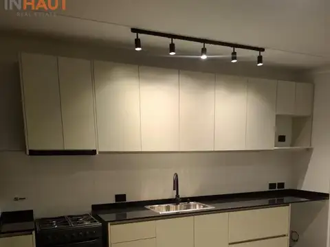 Depto Tipo Casa en Venta con 1 cocheras