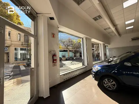 LOCAL COMERCIAL, ZONA MONSERRAT