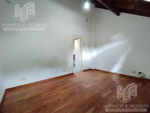 Depto Tipo Casa en Alquiler en San Andres, $ 700.000