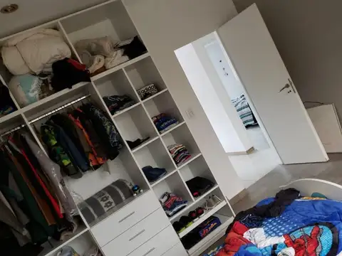 Casa en Venta con 4 cocheras