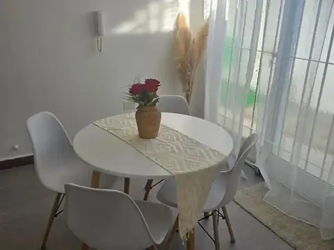 Depto Tipo Casa en Venta de 1 dormitorio