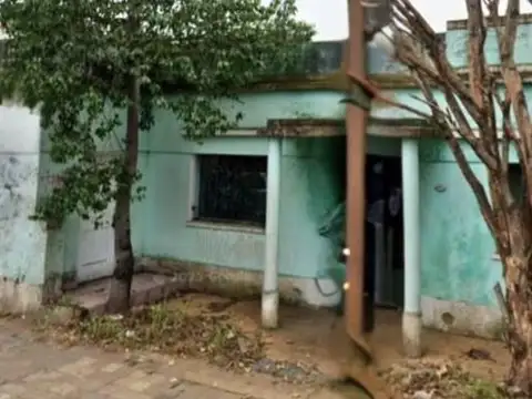 Terreno en Venta en Castelar, USD 250.000