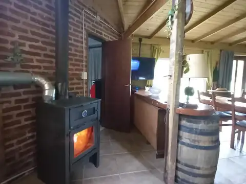 Oficina 8 ambientes con 4 baños