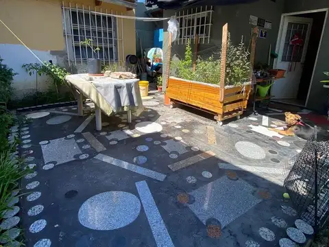 GRAN PH DE 174 M2 2/3 AMBIENTES TODO EN PLANTA BAJA ZONA ESTACION V. ADELINA