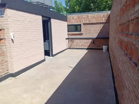CASA EN VENTA P.A. 2 DORM. 2 BAÑOS. CON TERRAZA