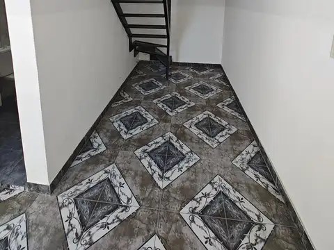 Depto Tipo Casa en Venta con 1 cocheras