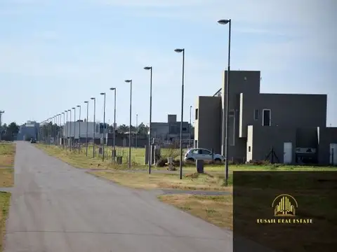 Terreno en Venta 17  mts Fondo