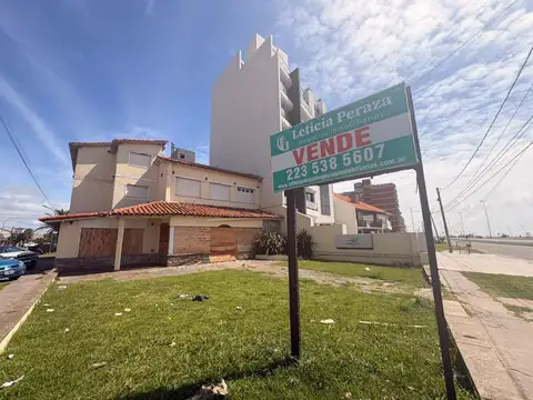 Propiedad a Demoler en Venta – Frente al Mar