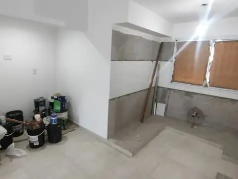 Casa en Venta con 4 cocheras