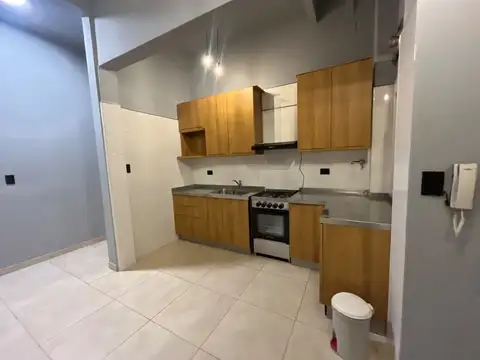 Depto Tipo Casa en Alquiler de 3 dormitorios