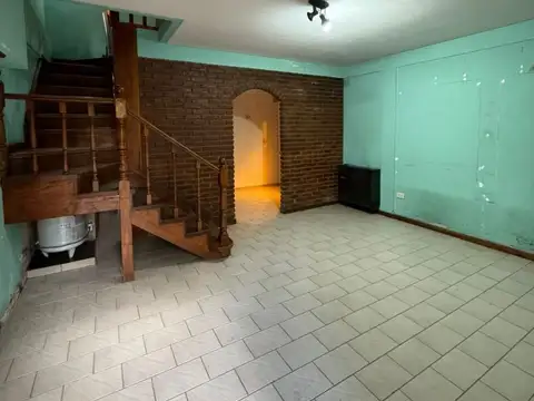Casa en Alquiler en Ezeiza, $ 850.000