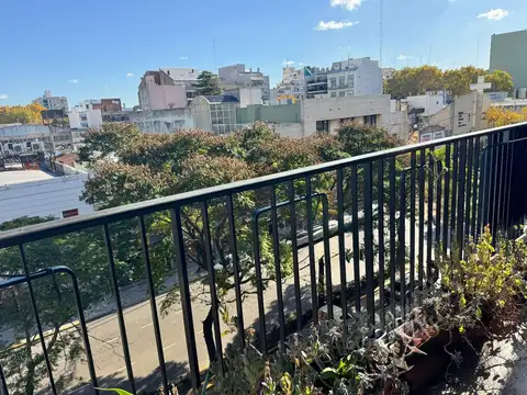 Avenida Maipú 2400