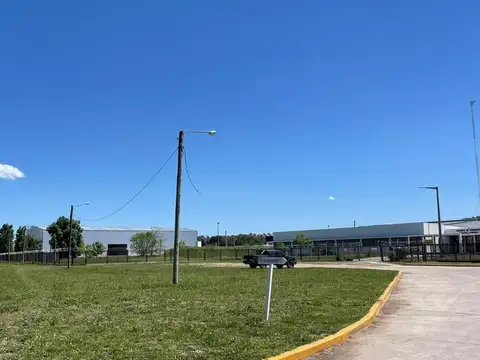 Galpon en Venta 40  mts Frente