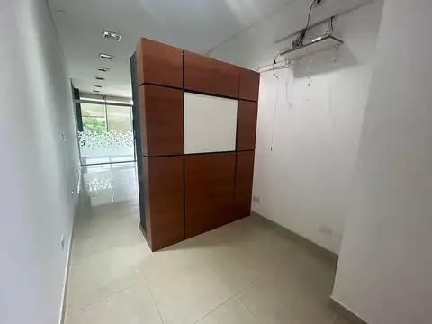 Oficina en Venta en Manuel Alberti, USD 149.000