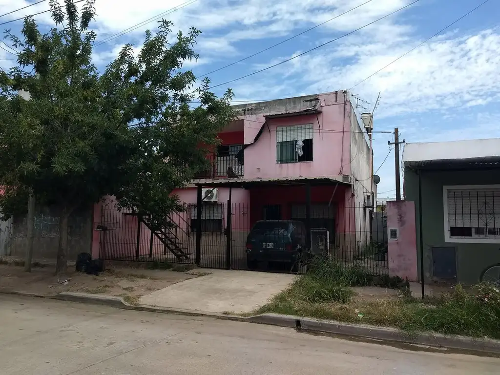 Luis Viale al 4600