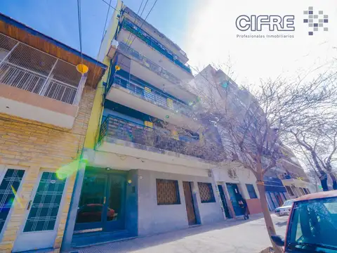 Luminoso Departamento de 3 ambientes con balcón en Villa Pueyrredón