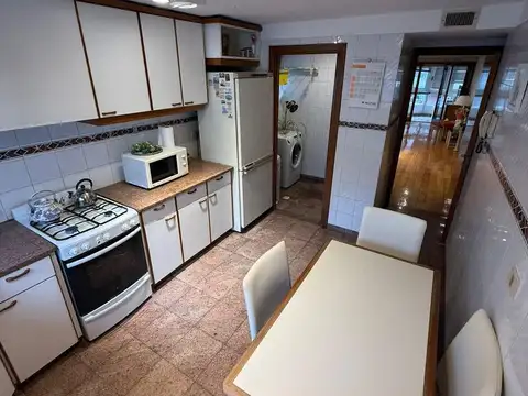 Departamento 4 ambientes con 3 baños