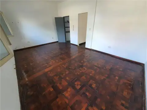 Depto Tipo Casa en Venta con 1