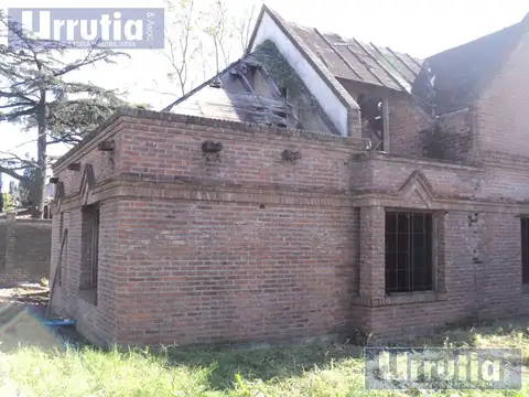 Terreno en Venta en Castelar, USD 450.000