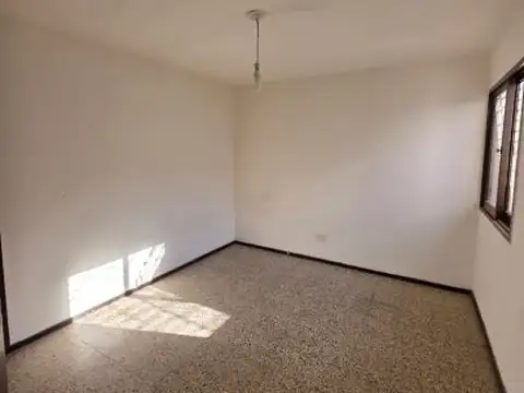 PH 2 DORMITORIOS EN VENTA EN BARRIO YAPEYÚ