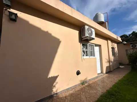 Depto Tipo Casa en Alquiler en Martínez, $ 650.000