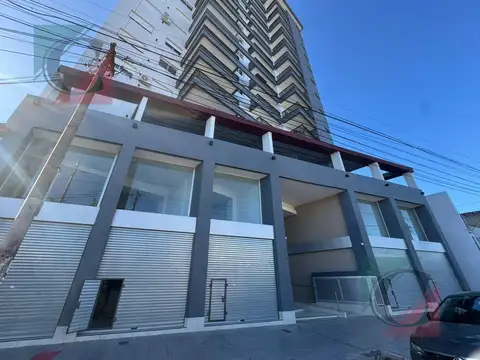 LOCAL EN EL MIRADOR AV 25 DE MAYO 837  ULTIMO DISPONIBLE