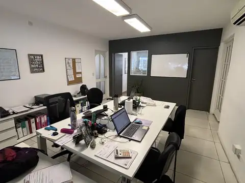 Local en Venta en Martínez, USD 520.000
