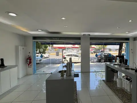 Local con vivienda en VENTA en MARTINEZ